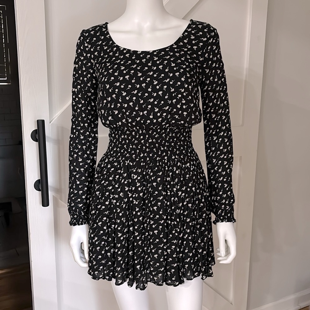 Kimchi Blue Ruched Waist Floral Long Sleeve Fit Flowy Scoop Neck Mini Dress